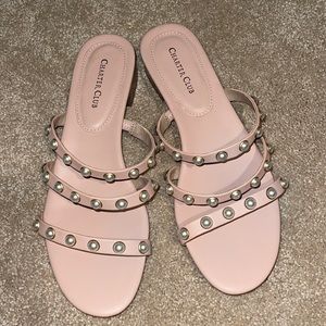 BRAND NEW PEARL SANDALS